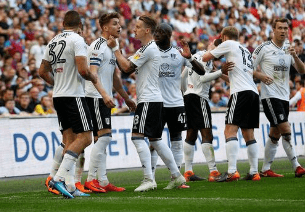  瓦尔迪传射建功，莱斯特城主场击败埃弗顿逃离降级区